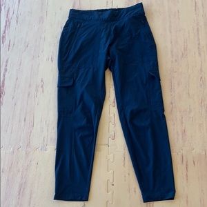 Athleta Chelsea cargo pant, used condition